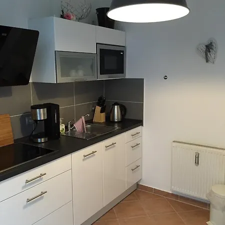 29 Strandstrasse, 2 * بابي